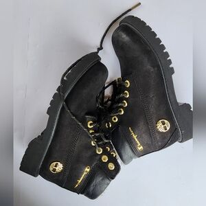 Timberland x champion suede boots size 13.5 kids